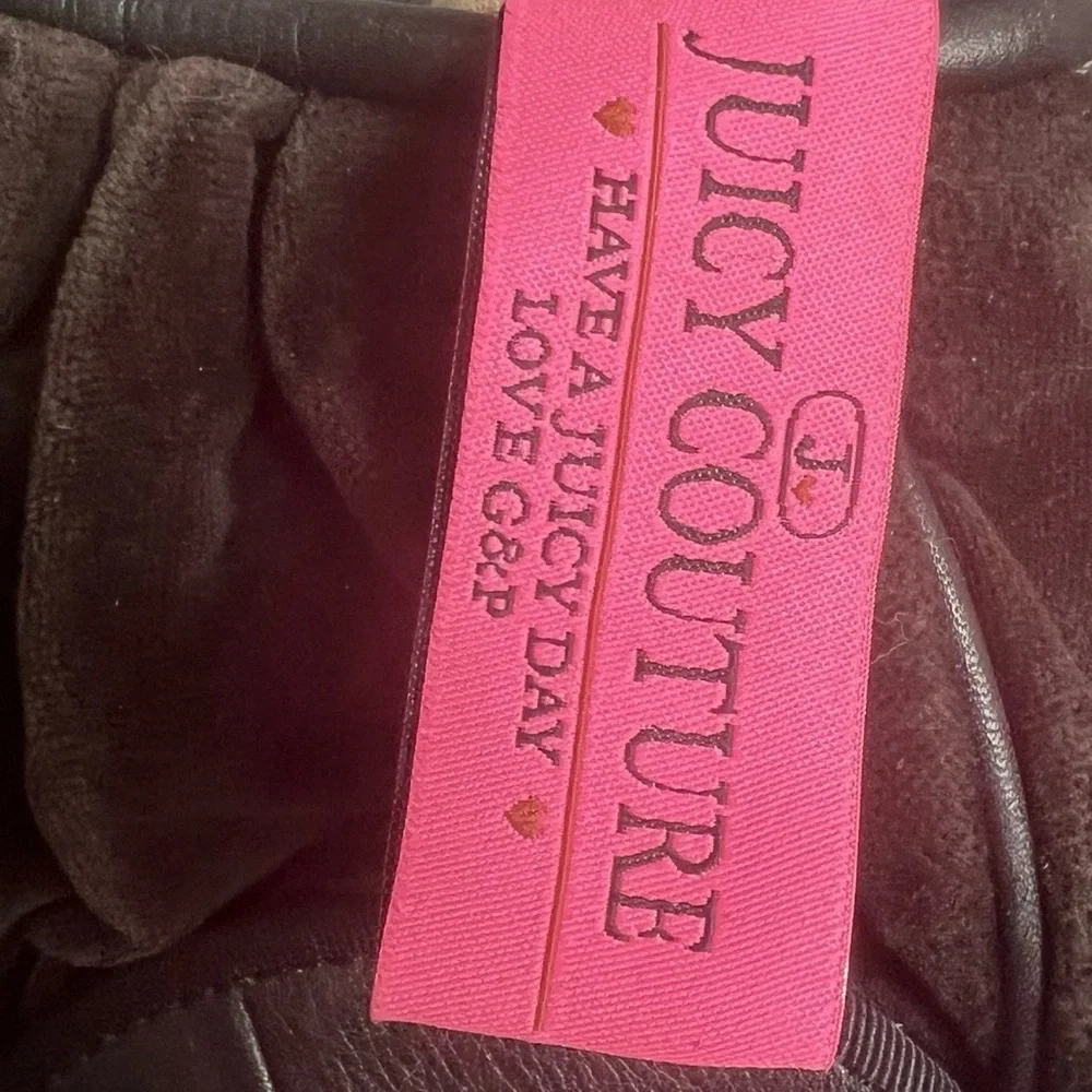 VTG Juicy Couture ‘I Need More Juicy’ Handbag Y2K Brown Velour Leather Trim - Picture 10 of 11